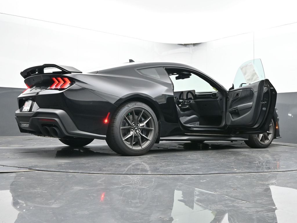 Vehicle image 31 of 63