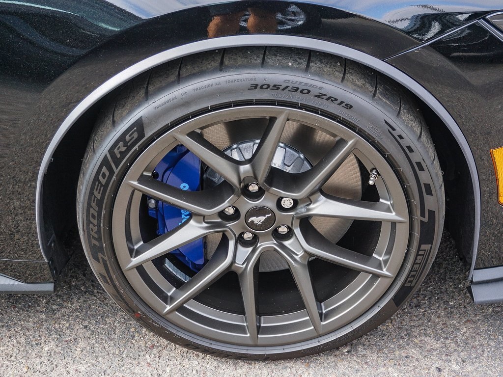 Vehicle image 14 of 46