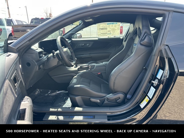 2025 Ford Mustang Dark Horse Image 16 of 37