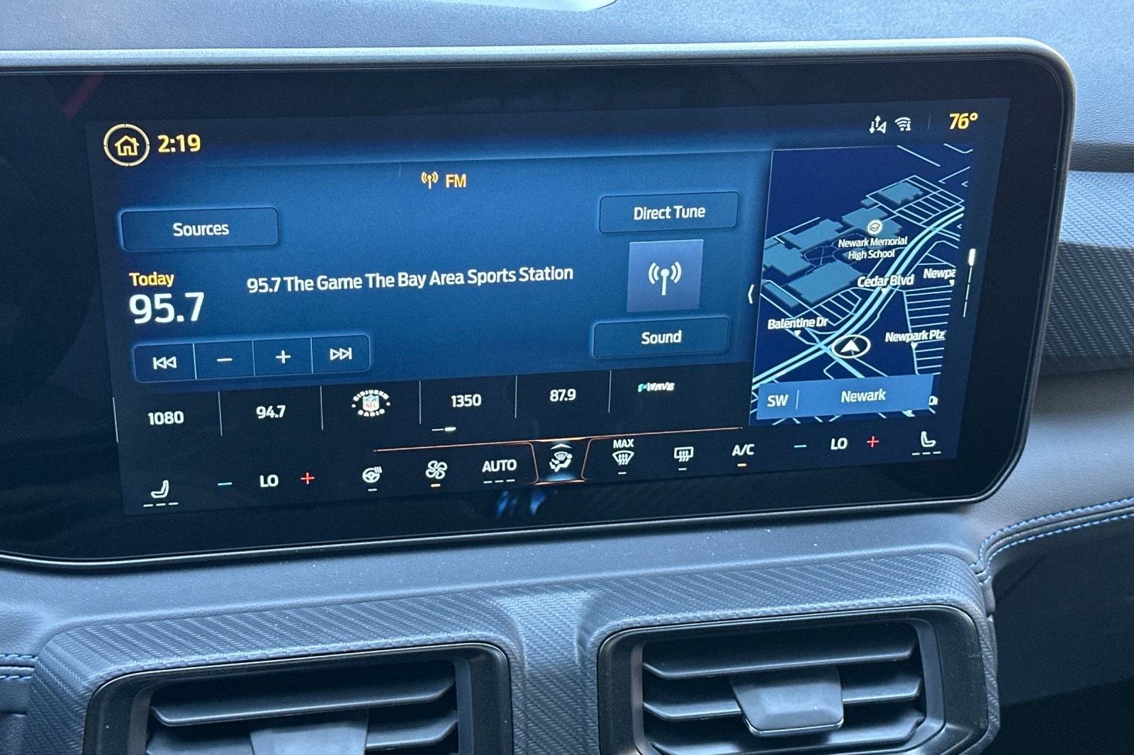 Vehicle image 18 of 31