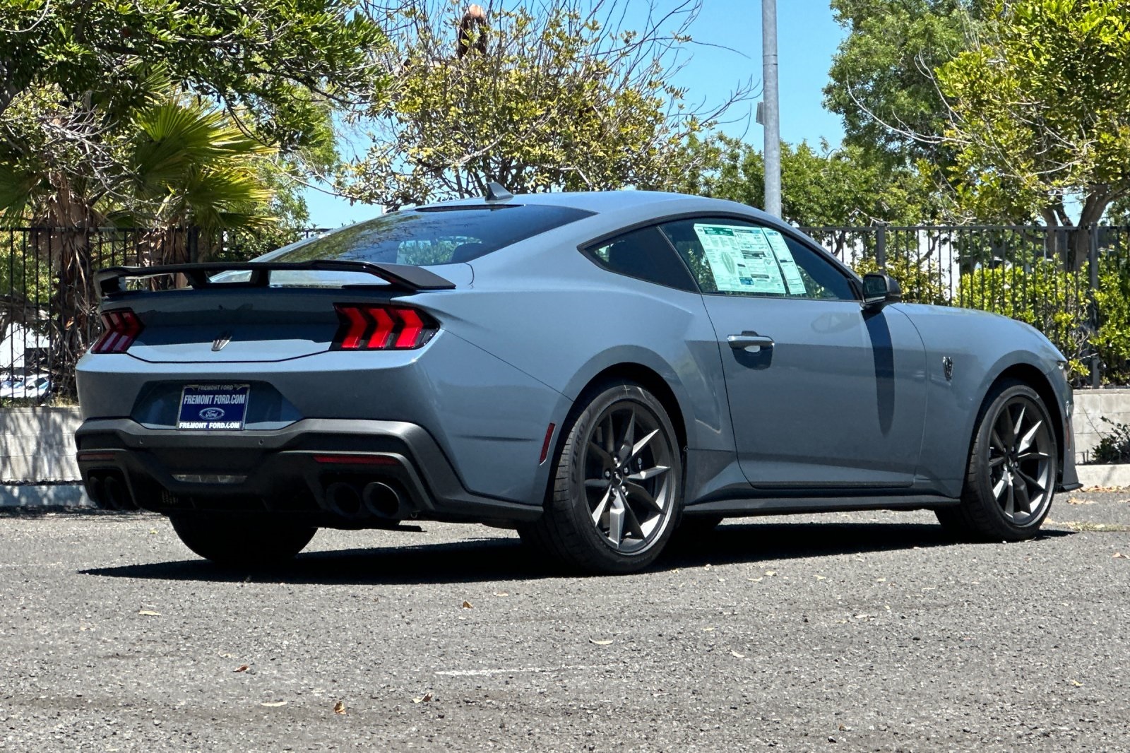 Vehicle image 4 of 31