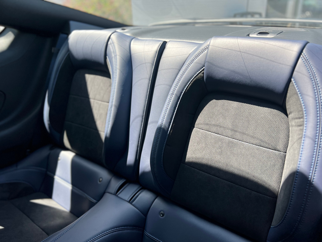 Vehicle image 14 of 26
