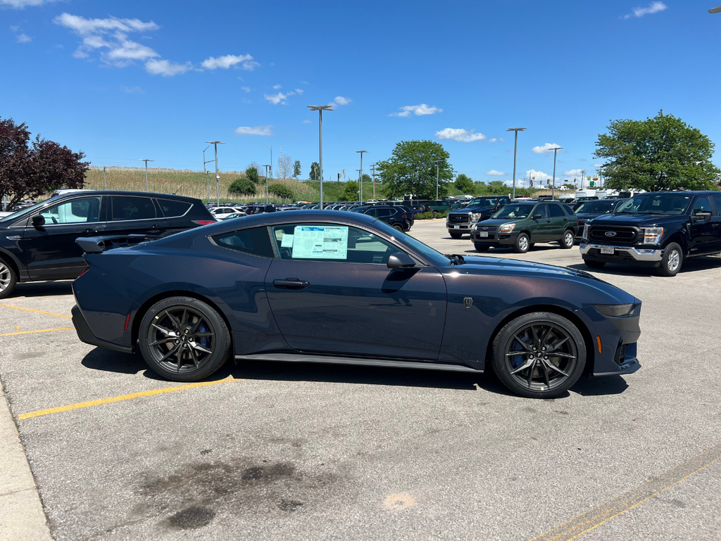 Vehicle image 4 of 26