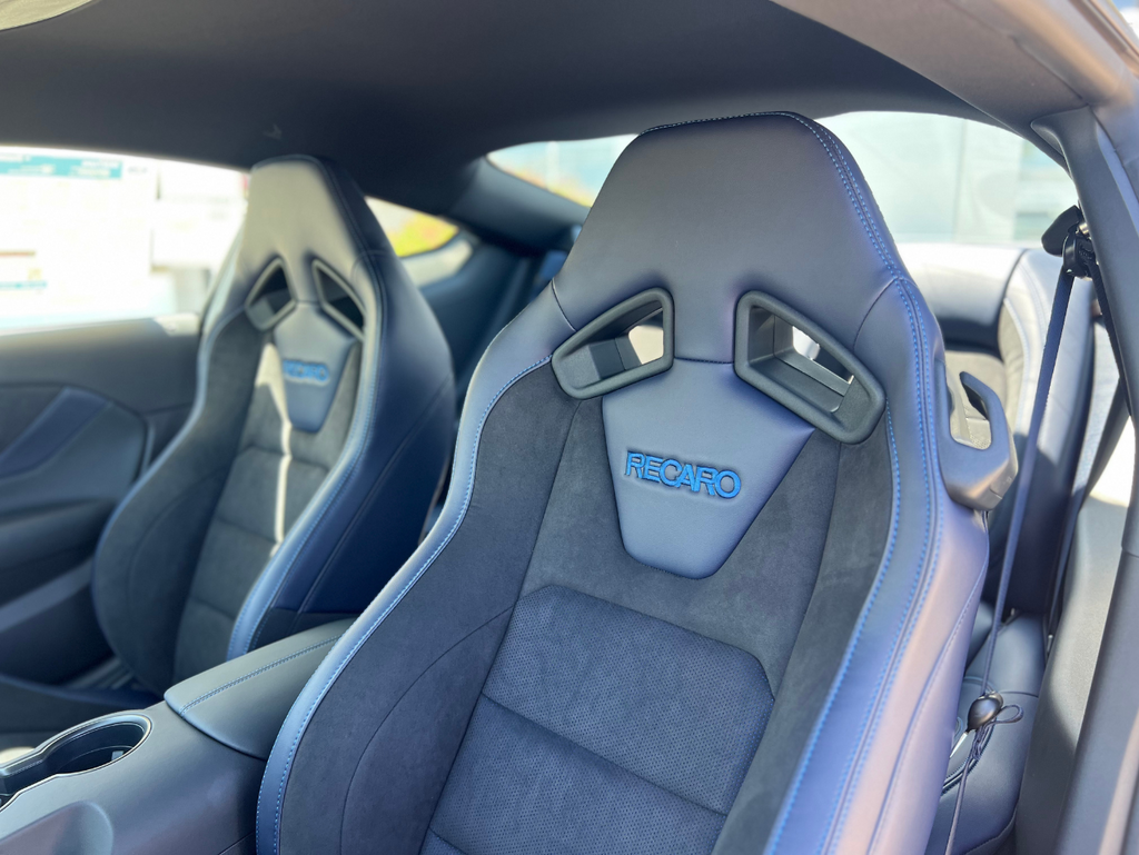 Vehicle image 15 of 26