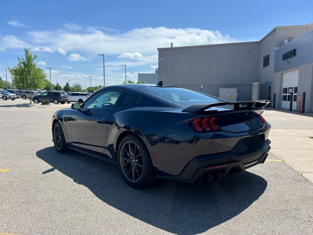 Vehicle image 8 of 26
