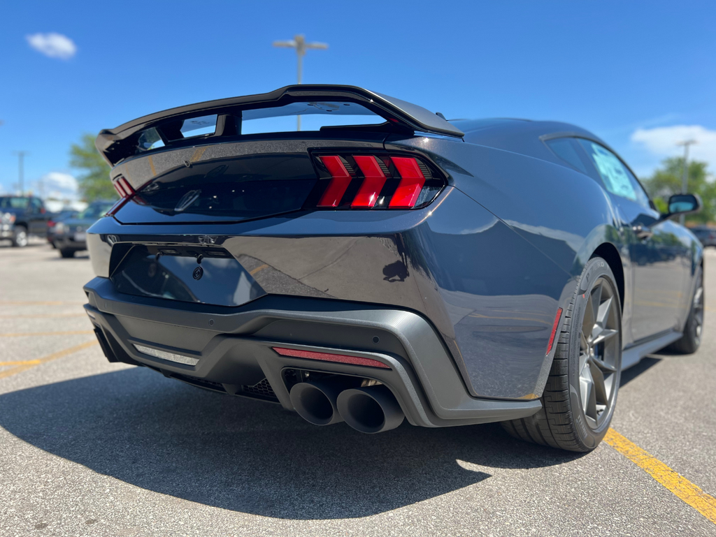 Vehicle image 6 of 26