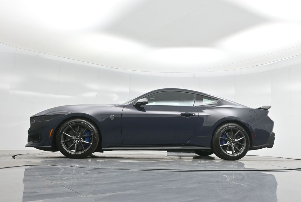 Vehicle image 38 of 51