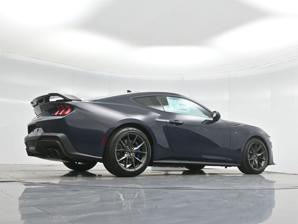 Vehicle image 28 of 51