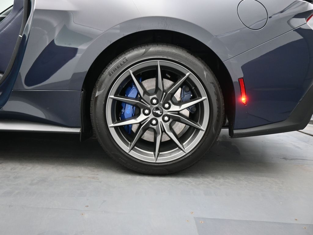 Vehicle image 49 of 51
