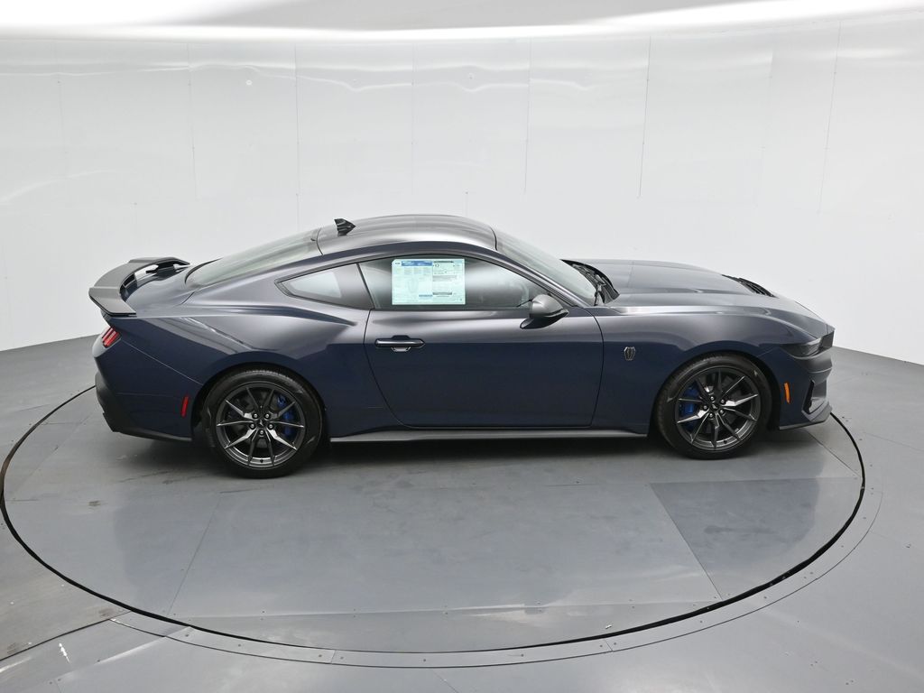 Vehicle image 21 of 51