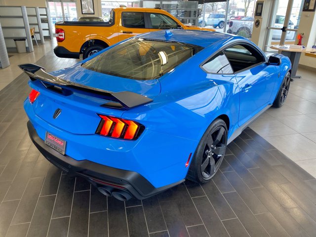 2025 Ford Mustang Dark Horse Image 2 of 18