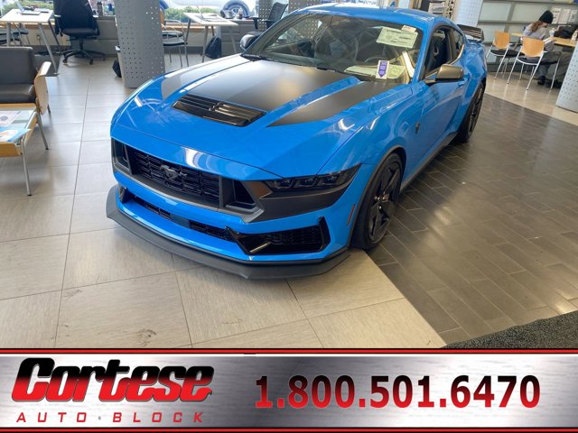 2025 Ford Mustang Dark Horse Image 1 of 18