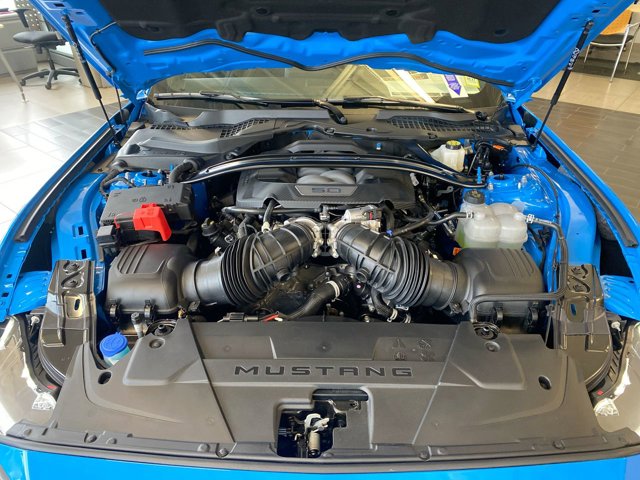2025 Ford Mustang Dark Horse Image 3 of 18