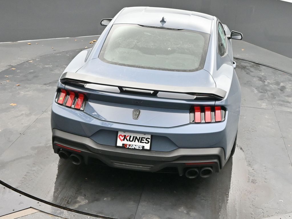 Vehicle image 35 of 71