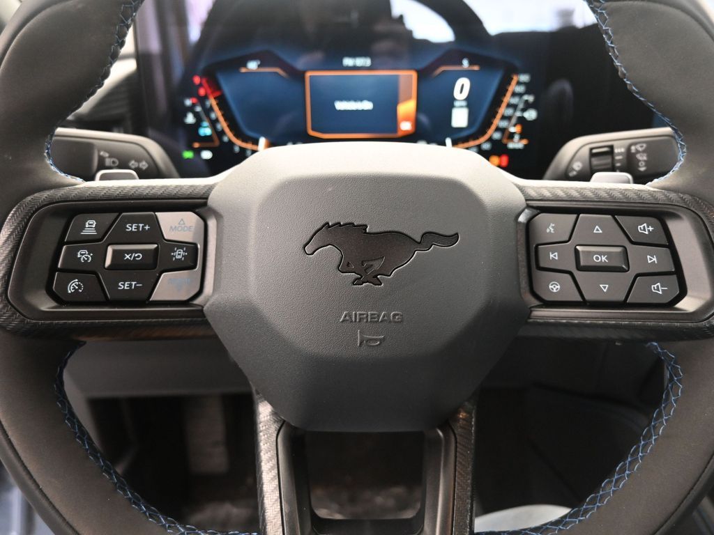 Vehicle image 65 of 71