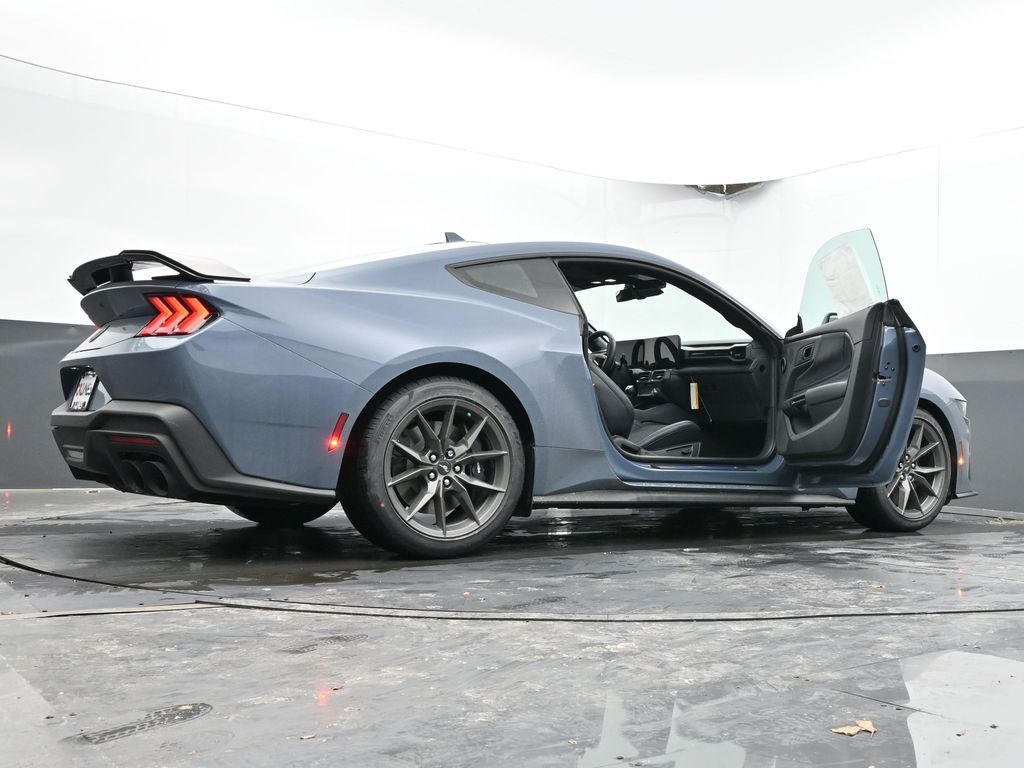 Vehicle image 29 of 71