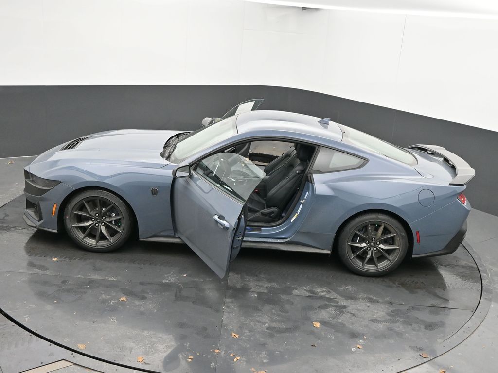 Vehicle image 36 of 71