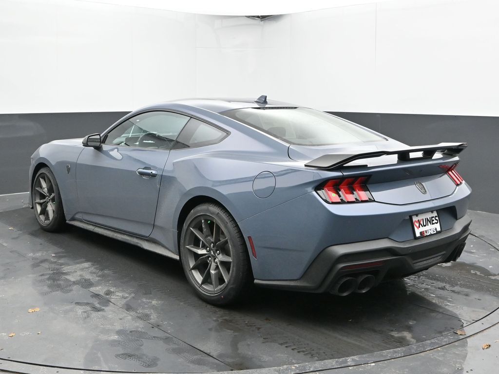 Vehicle image 37 of 71