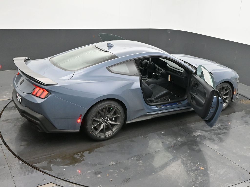 Vehicle image 31 of 71