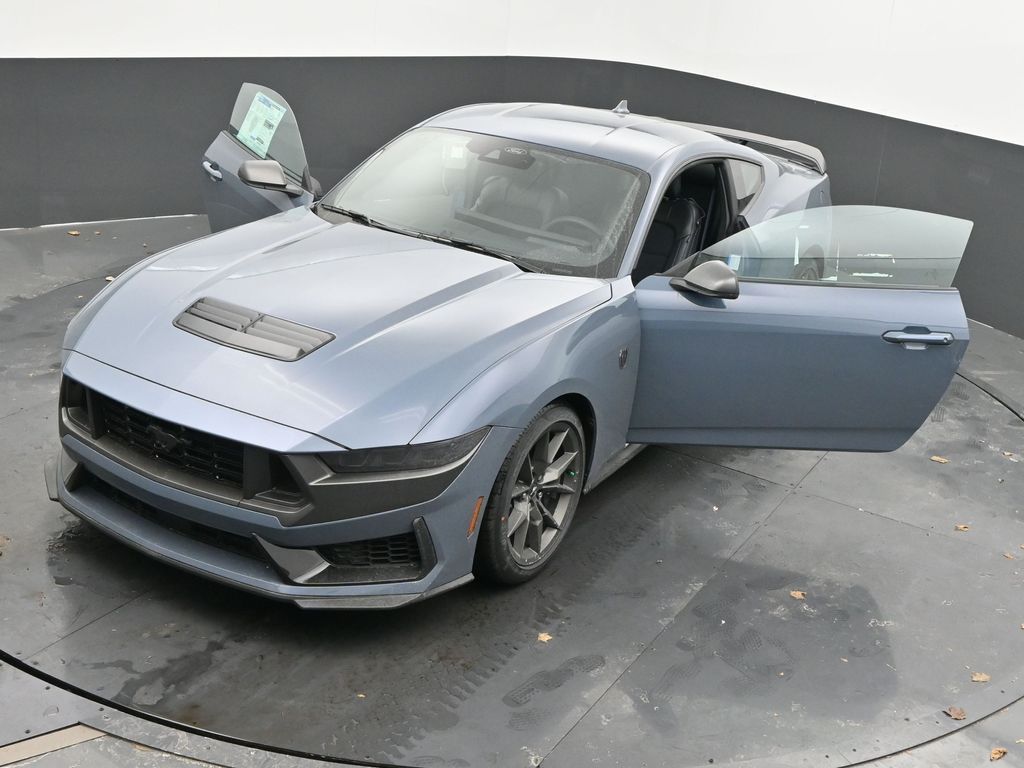 Vehicle image 5 of 71