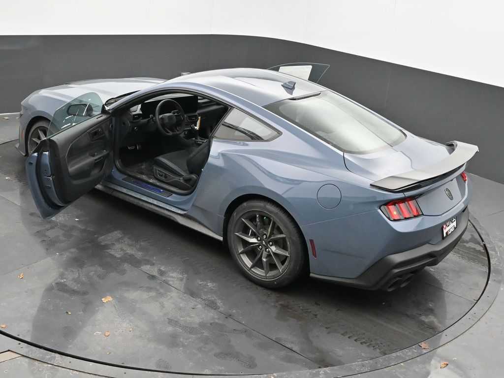 Vehicle image 39 of 71