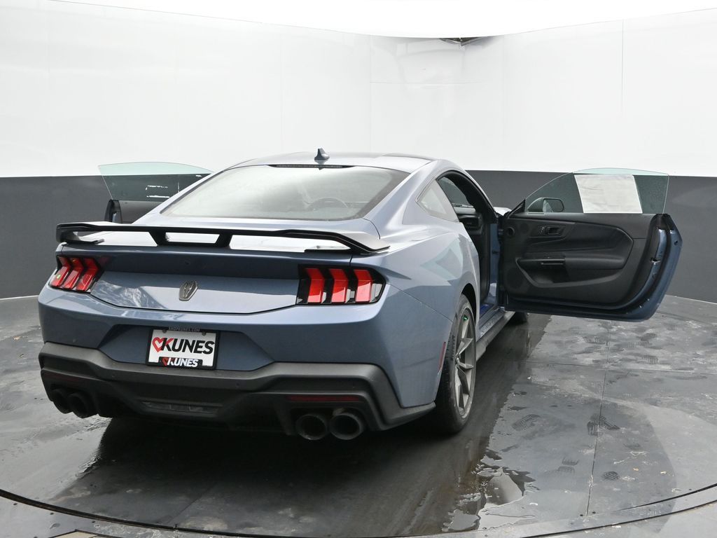 Vehicle image 24 of 71