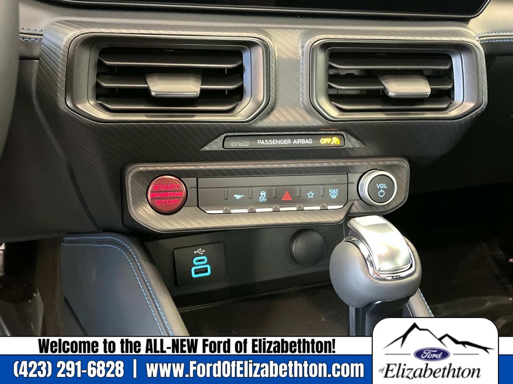 2025 Ford Mustang Dark Horse Image 22 of 26