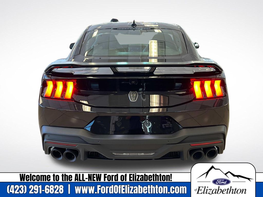2025 Ford Mustang Dark Horse Image 5 of 26