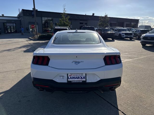 2025 Ford Mustang EcoBoost Image 3 of 10
