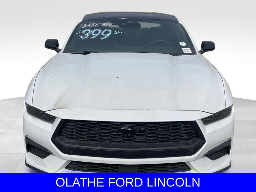 2025 Ford Mustang EcoBoost Image 2 of 18