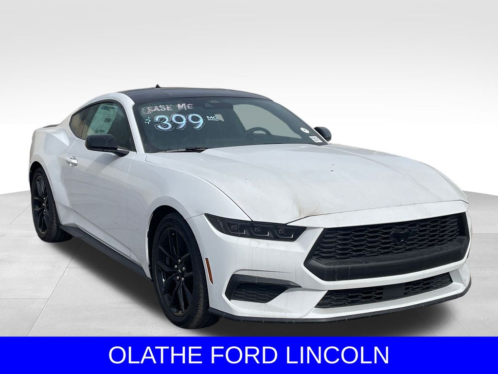 2025 Ford Mustang EcoBoost Image 3 of 18