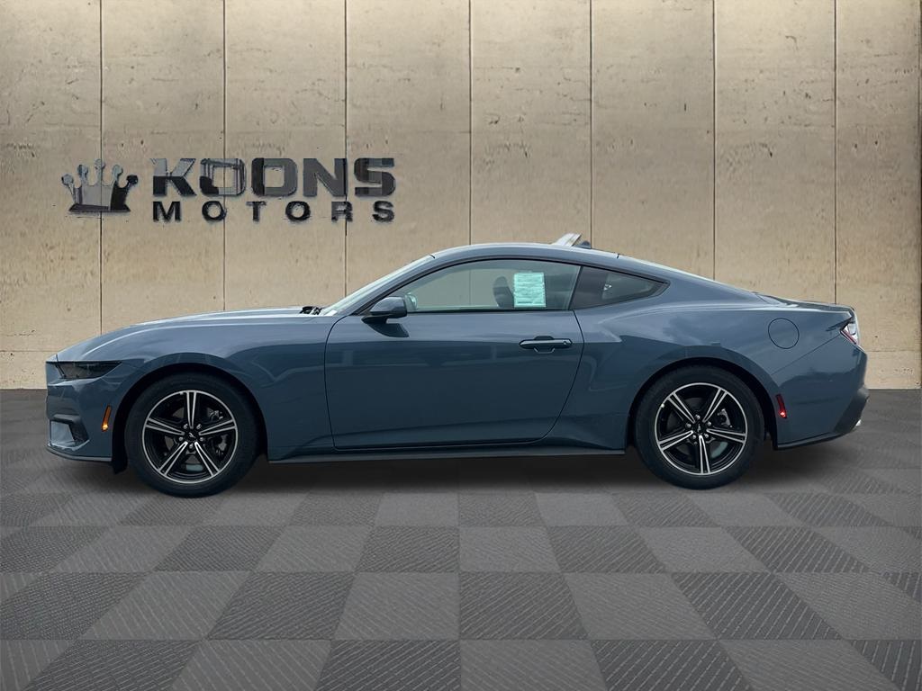 2025 Ford Mustang EcoBoost Image 5 of 29