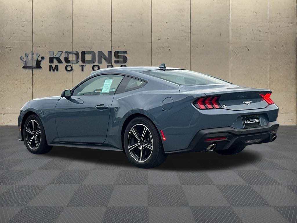 2025 Ford Mustang EcoBoost Image 4 of 29