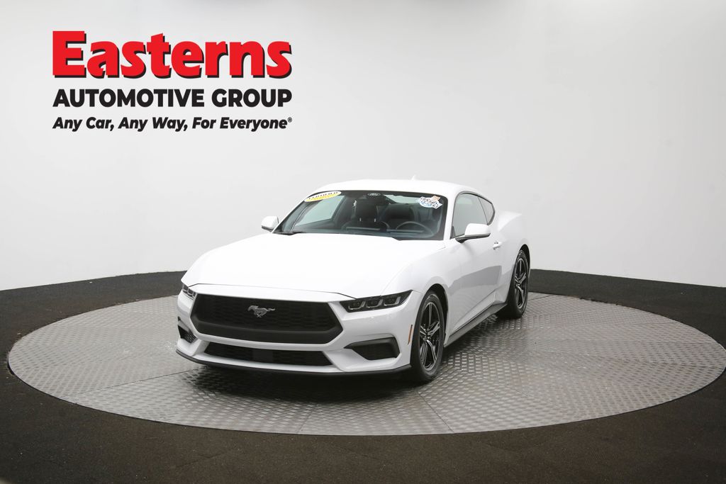 2025 Ford Mustang EcoBoost Image 2 of 62