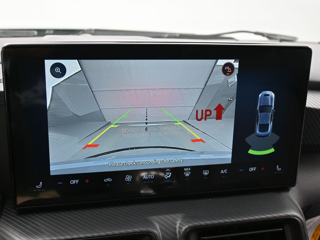 Vehicle image 46 of 52