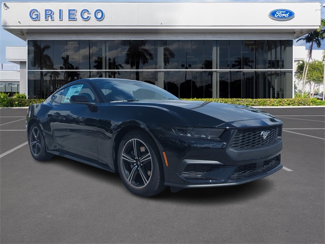 2025 Ford Mustang EcoBoost Image 3 of 15