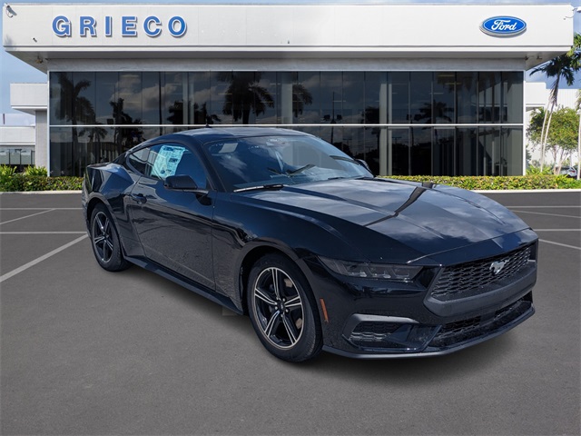2025 Ford Mustang EcoBoost Image 4 of 15