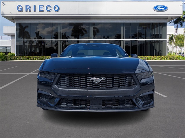 2025 Ford Mustang EcoBoost Image 2 of 15