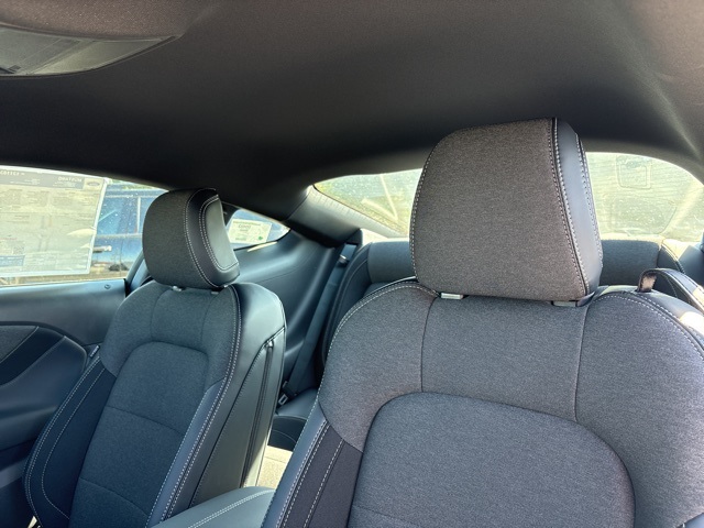 2025 Ford Mustang EcoBoost Image 13 of 29