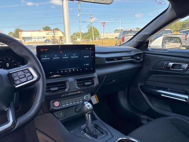 2025 Ford Mustang EcoBoost Image 15 of 29