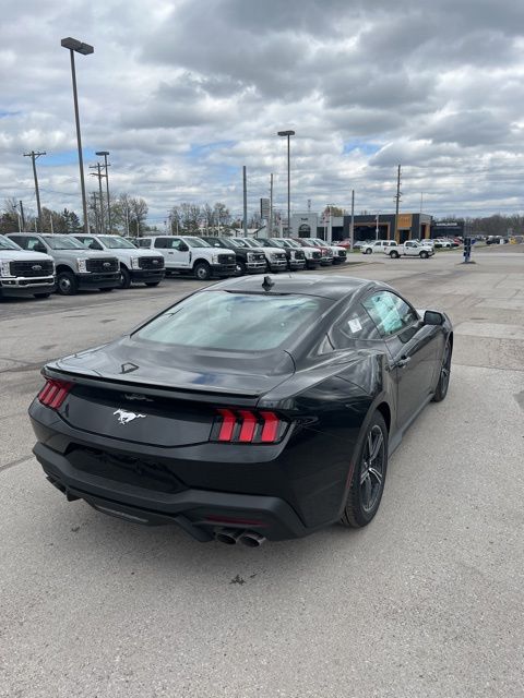 2025 Ford Mustang EcoBoost Premium Image 5 of 30