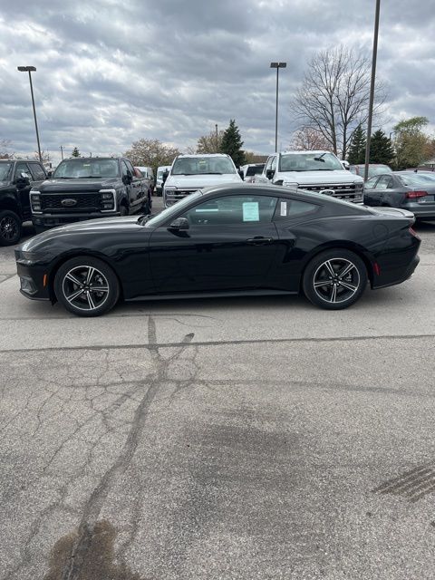 2025 Ford Mustang EcoBoost Premium Image 8 of 30