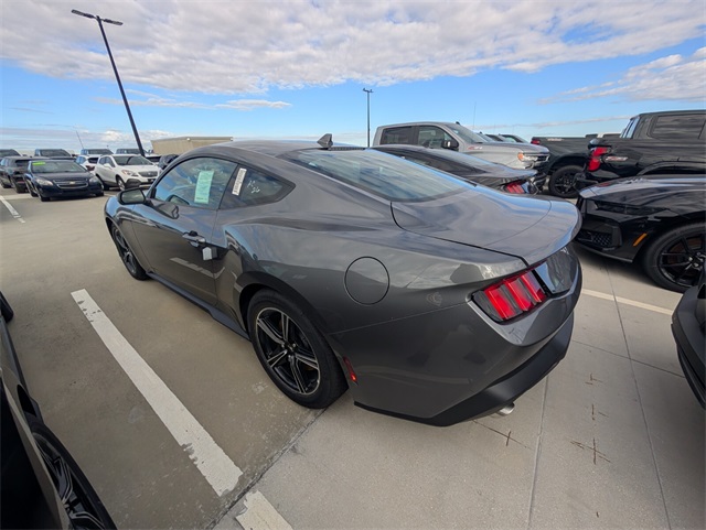 2025 Ford Mustang EcoBoost Image 5 of 12