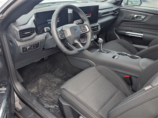 2025 Ford Mustang EcoBoost Image 8 of 12