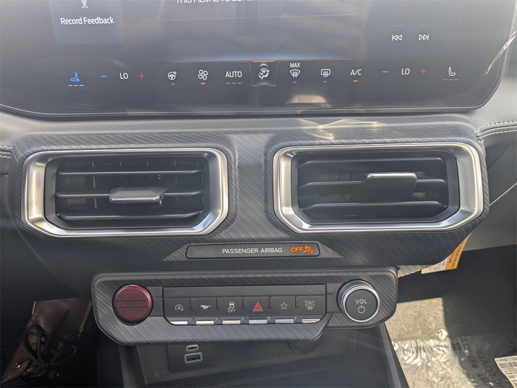 2025 Ford Mustang EcoBoost Premium Image 16 of 30