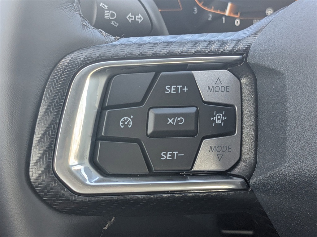 2025 Ford Mustang EcoBoost Premium Image 20 of 30