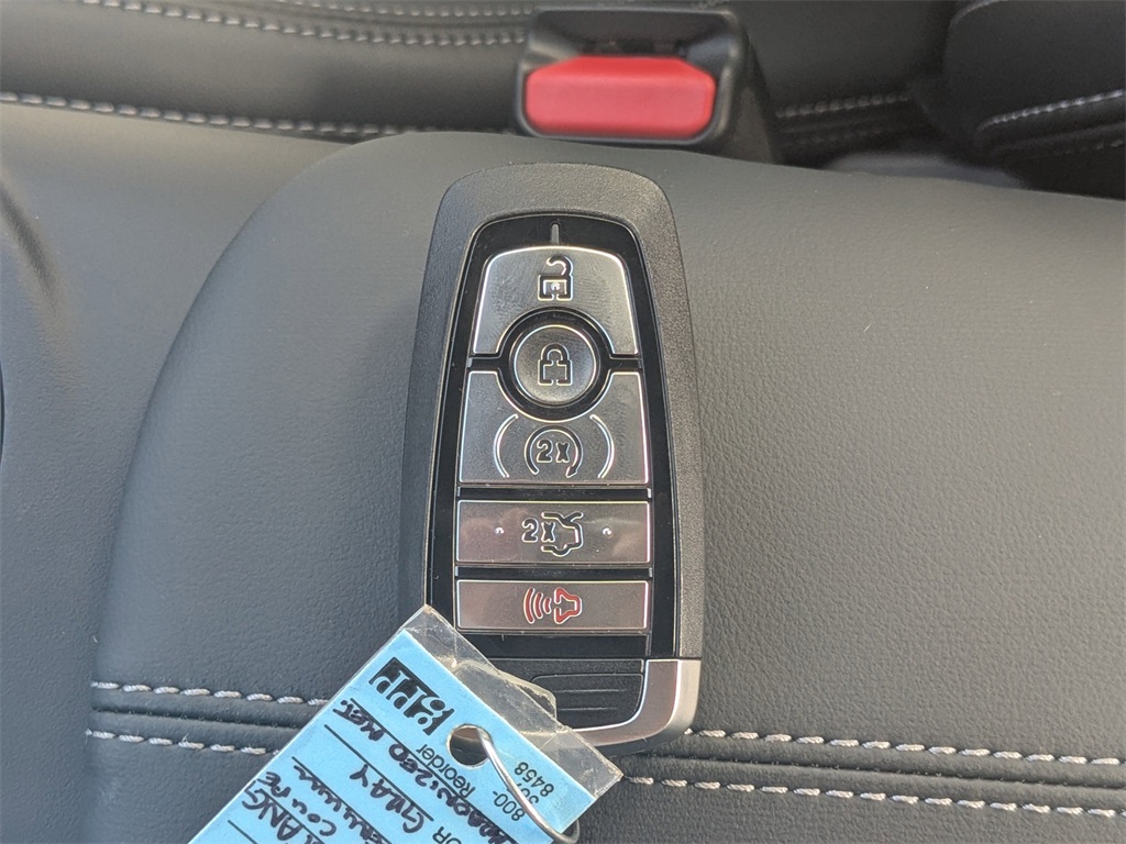 2025 Ford Mustang EcoBoost Premium Image 18 of 30