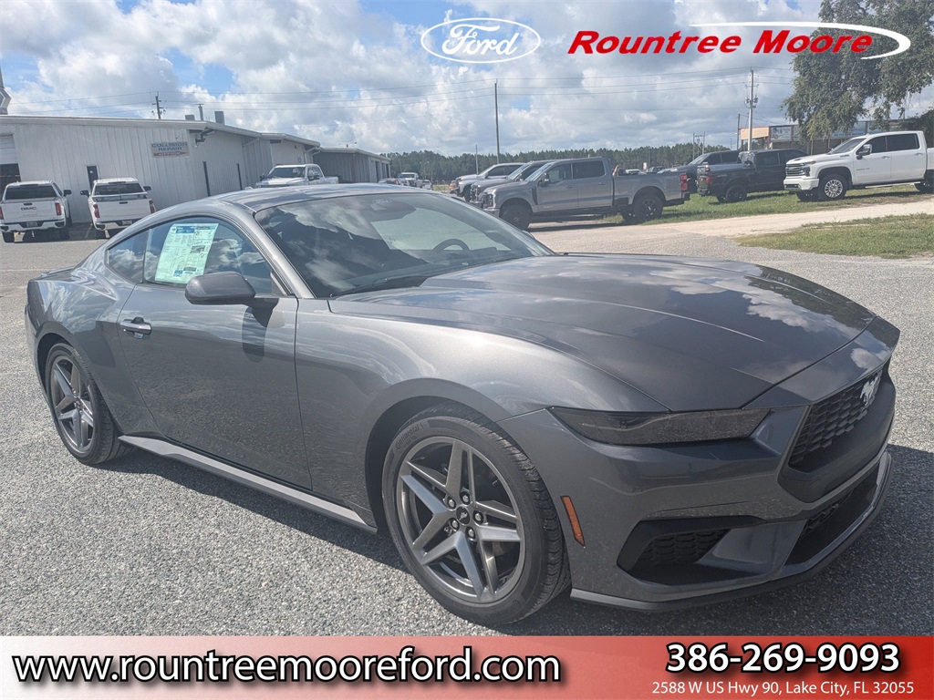 2025 Ford Mustang EcoBoost Premium Image 2 of 30