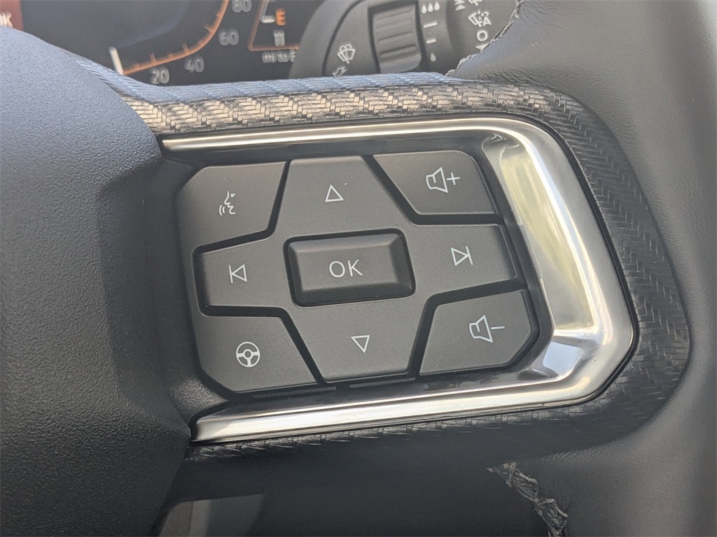 2025 Ford Mustang EcoBoost Premium Image 21 of 30