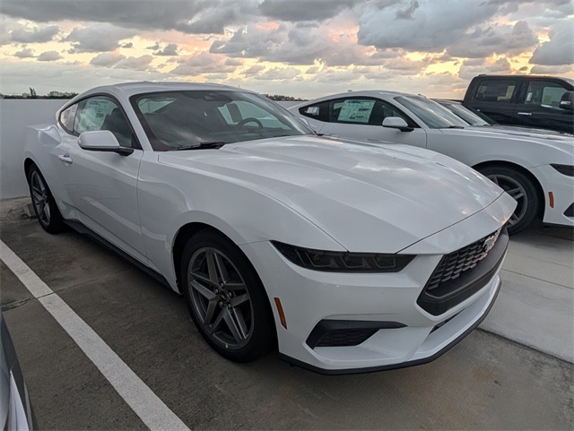 2025 Ford Mustang EcoBoost Image 3 of 7